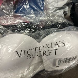 New Victoria Secret bra 36D